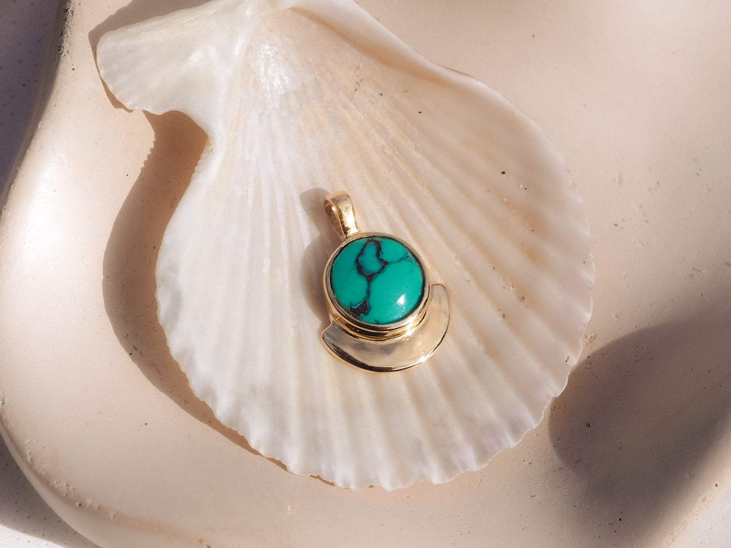 10k Turquoise Pendant