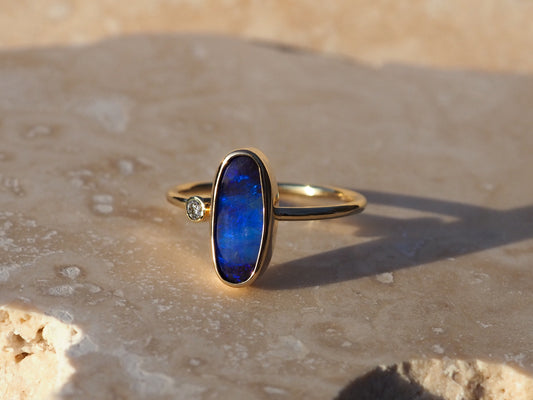 14k Gold Australian Opal Ring (Blue)(Size 6)