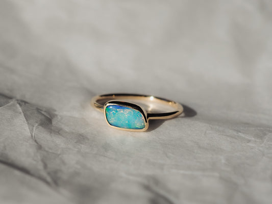 14k East West Opal Ring (Size 8)